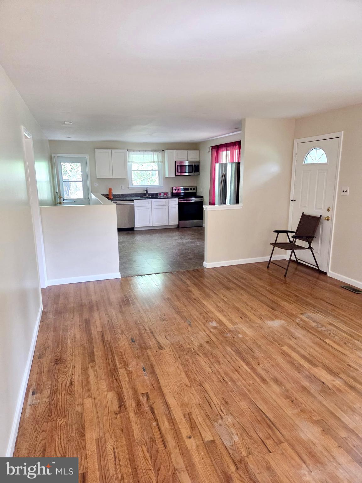 2404 WOODLEA DRIVE