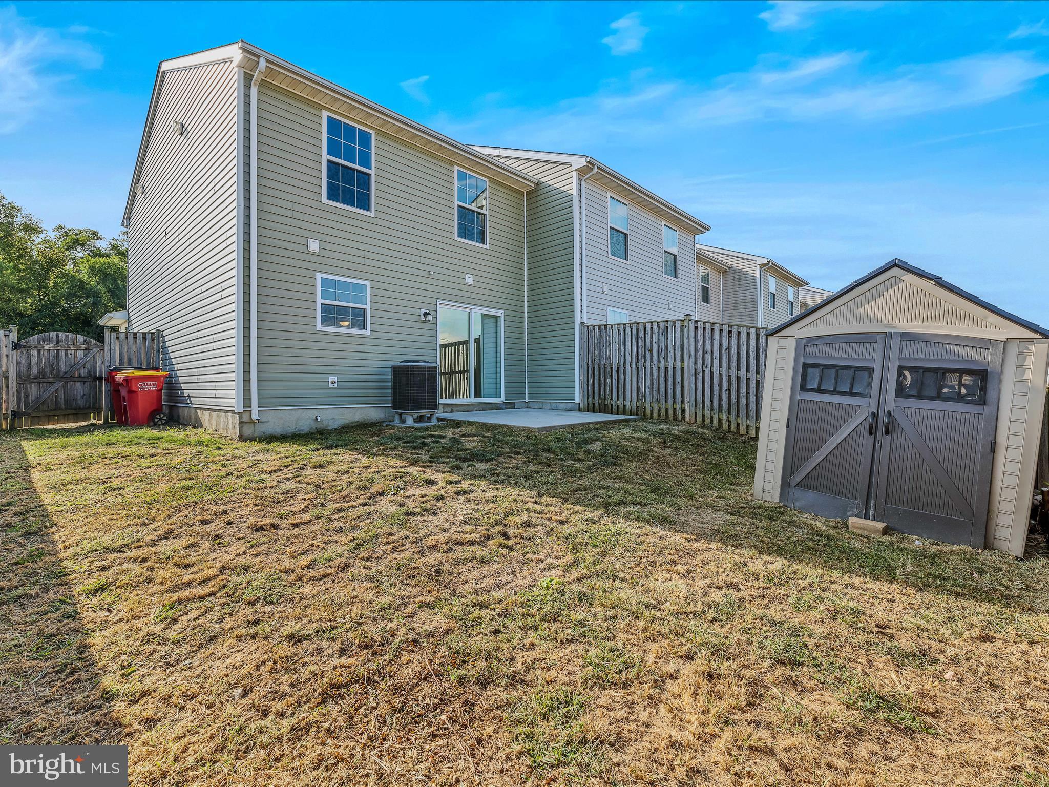 INWOOD VILLAGE - Residential