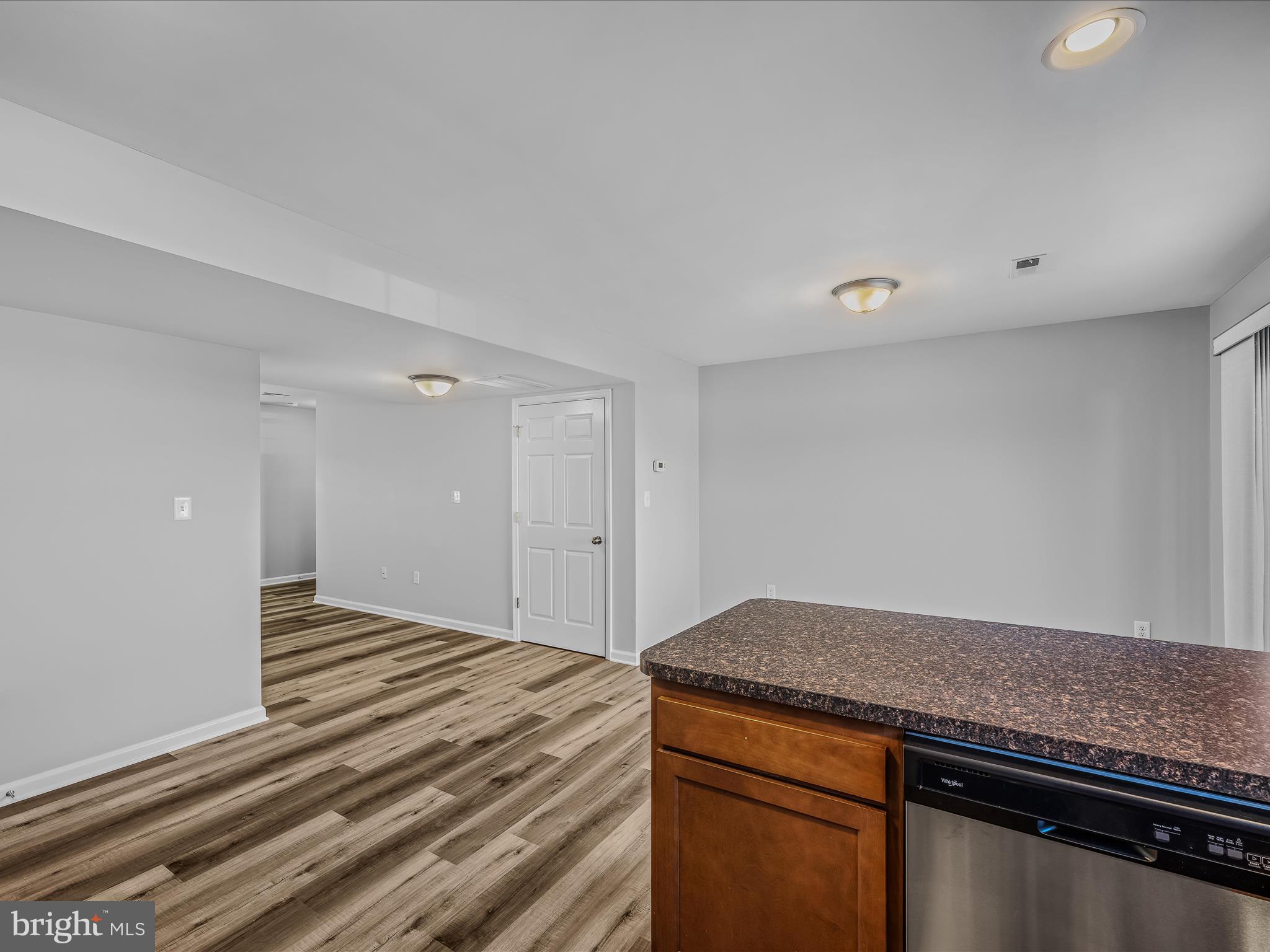 INWOOD VILLAGE - Residential