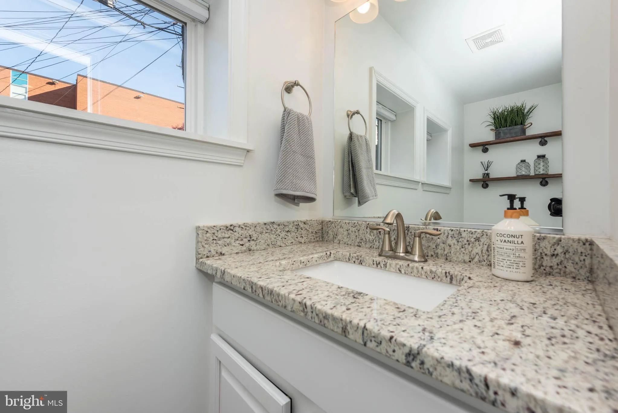 Baltimore, Maryland 21224, United States, 4 Bedrooms Bedrooms, ,4 BathroomsBathrooms,Residential,Active,35728