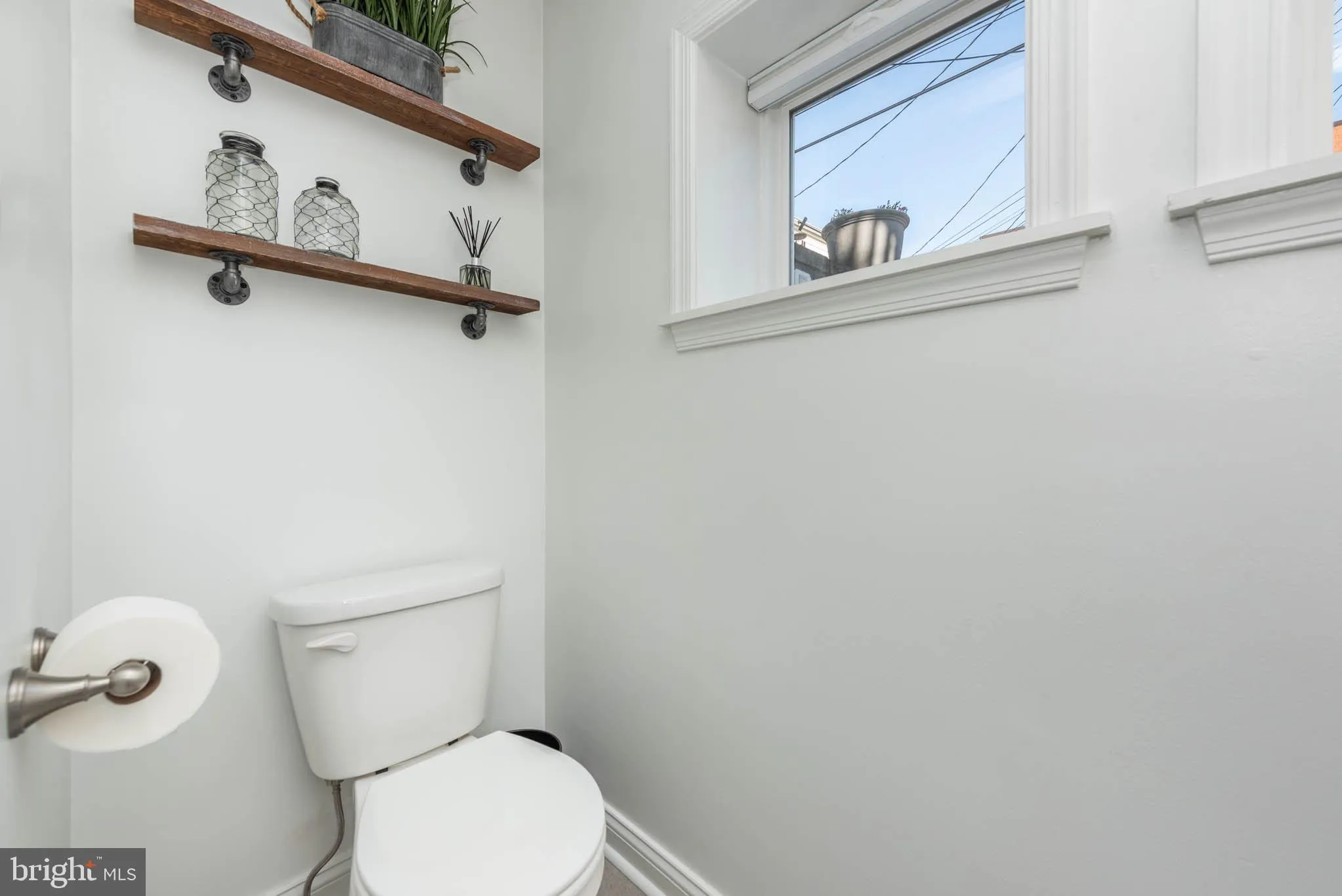 Baltimore, Maryland 21224, United States, 4 Bedrooms Bedrooms, ,4 BathroomsBathrooms,Residential,Active,35728