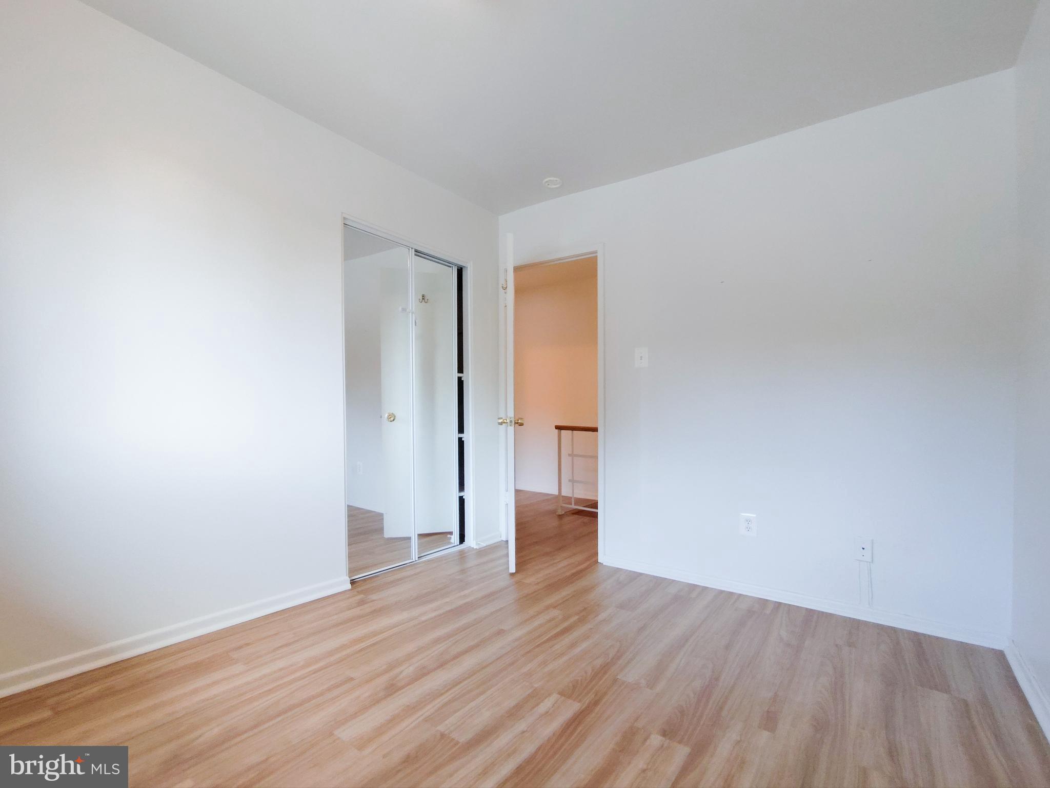 MOSBY WOODS TOWNHOUSE - Residential Lease