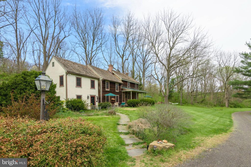 Photo of 196 Hideaway Drive, QUARRYVILLE, PA 17566 (MLS # PALA2082486)