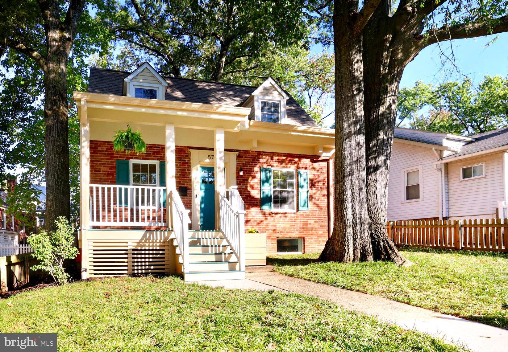 HYATTSVILLE HILLS - Residential