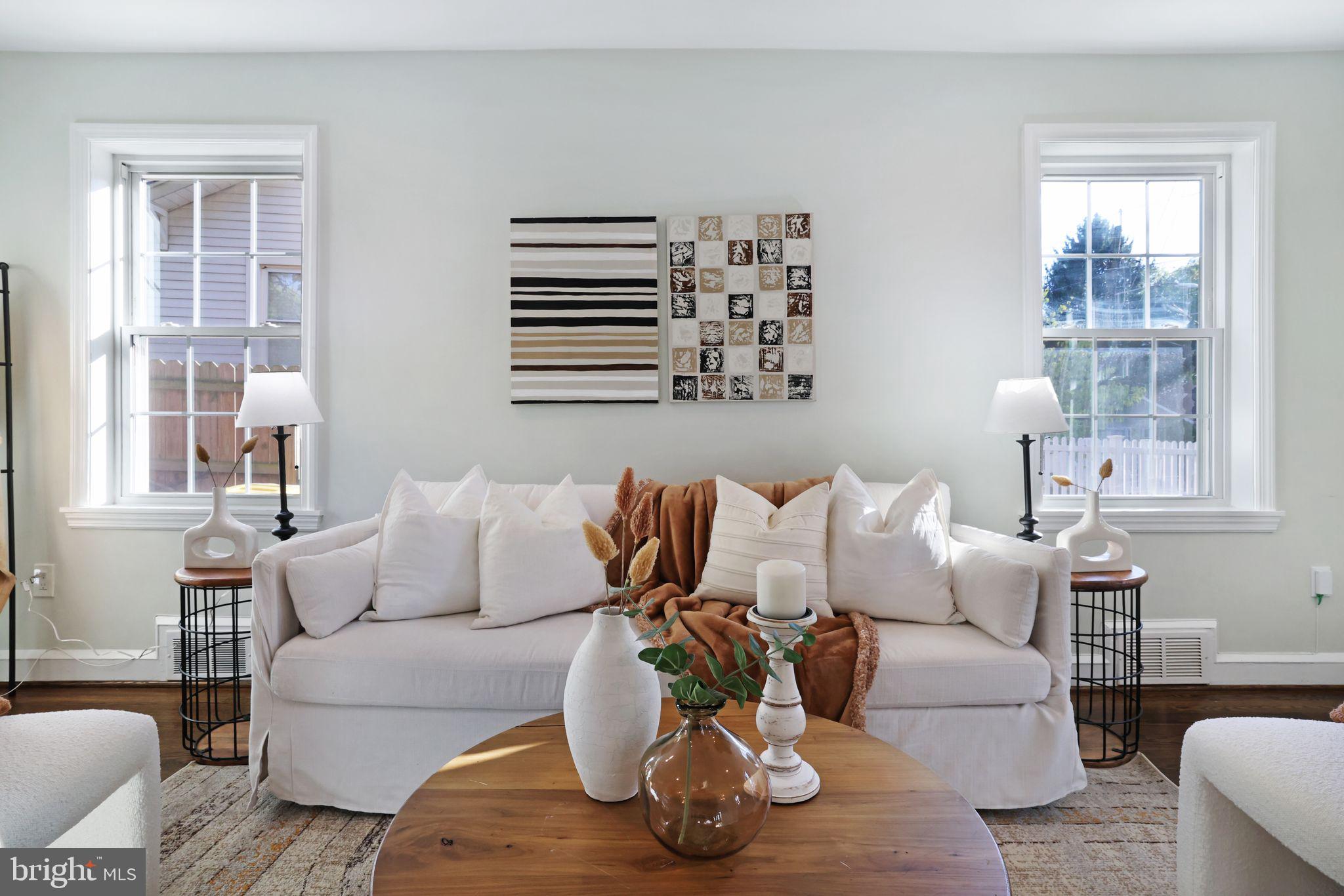 HYATTSVILLE HILLS - Residential