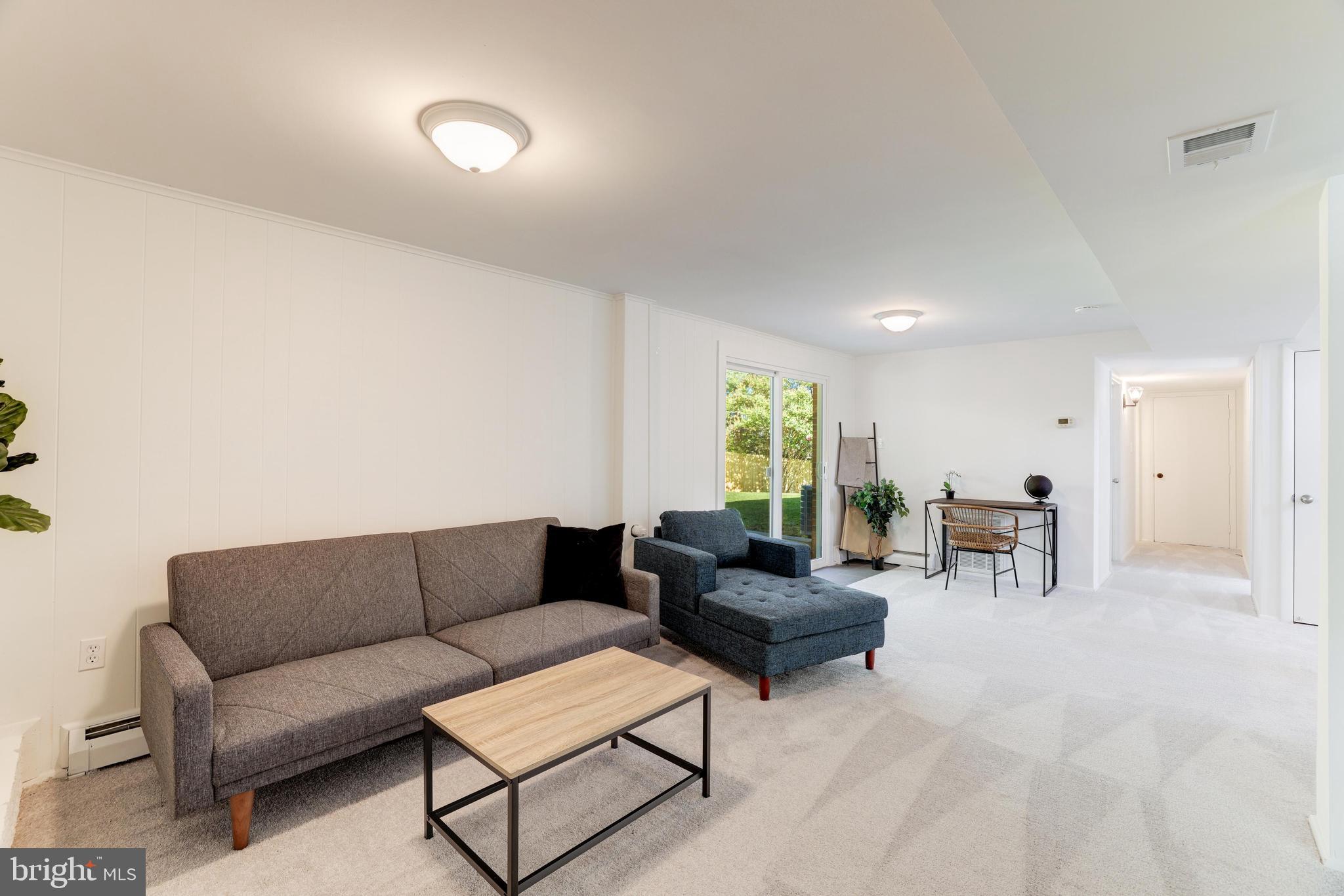 DALE CITY - Residential