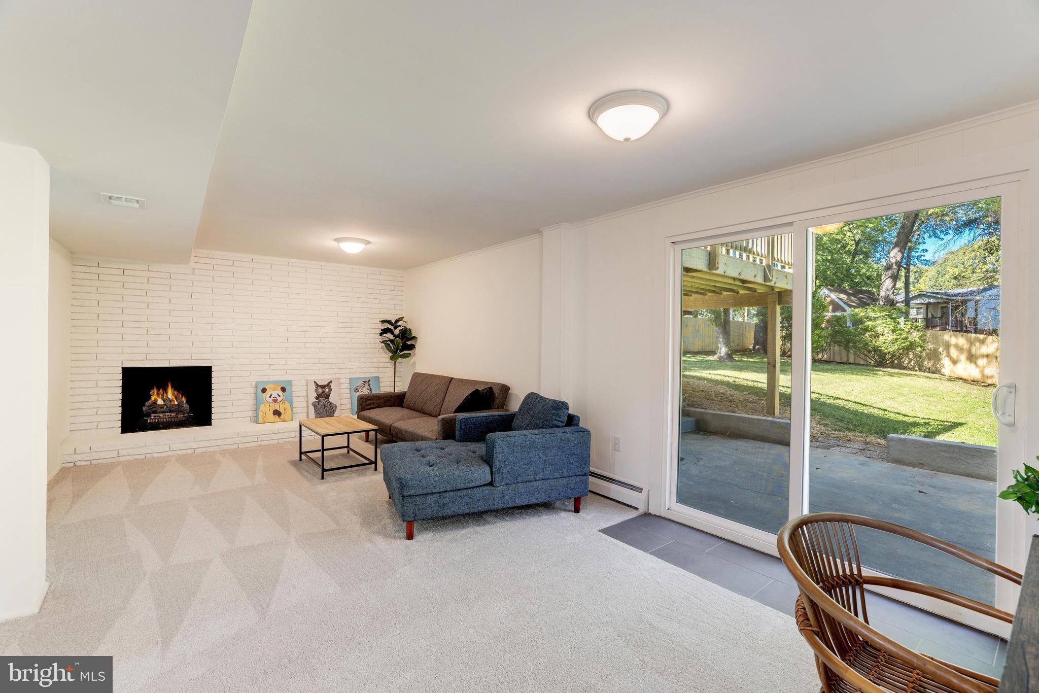 DALE CITY - Residential