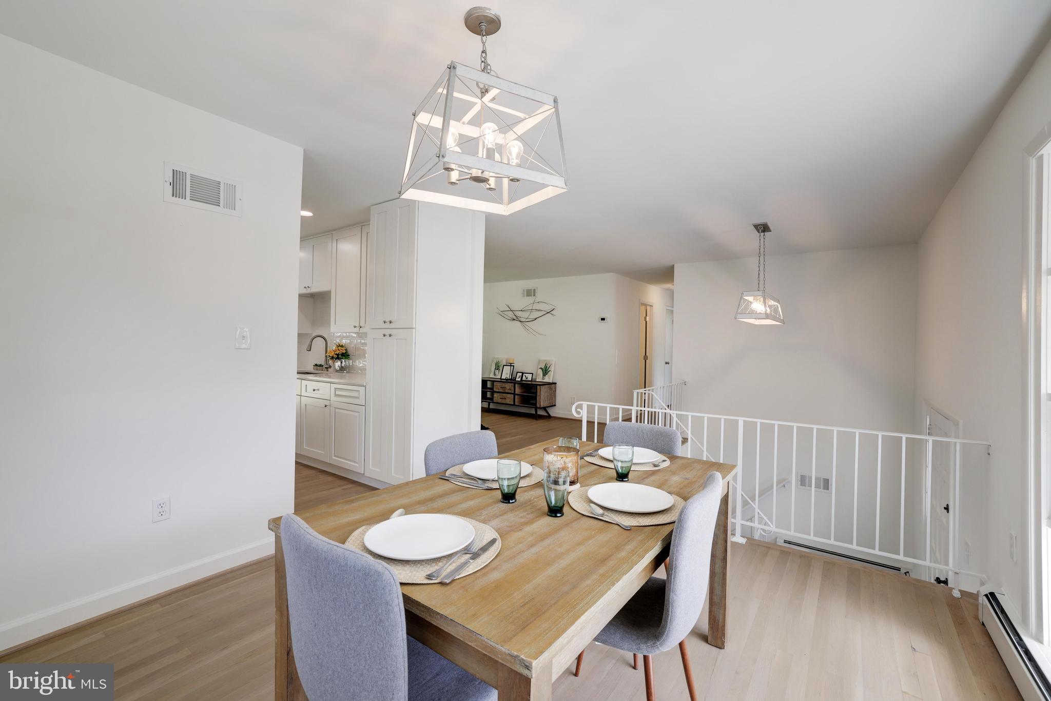 DALE CITY - Residential