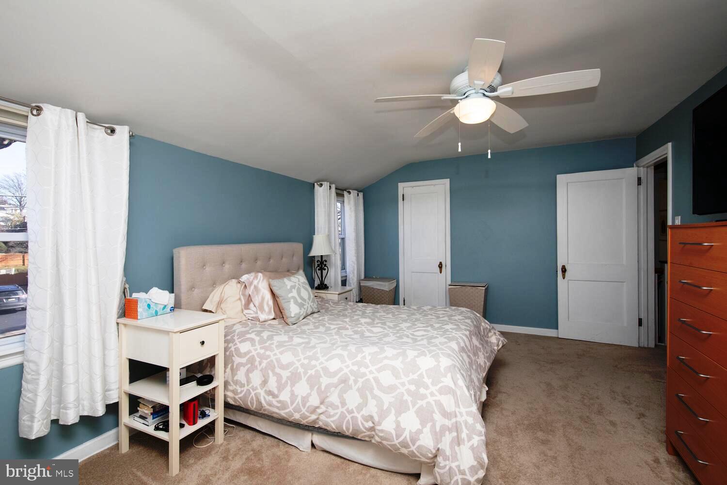 WILLOW GROVE - Residential