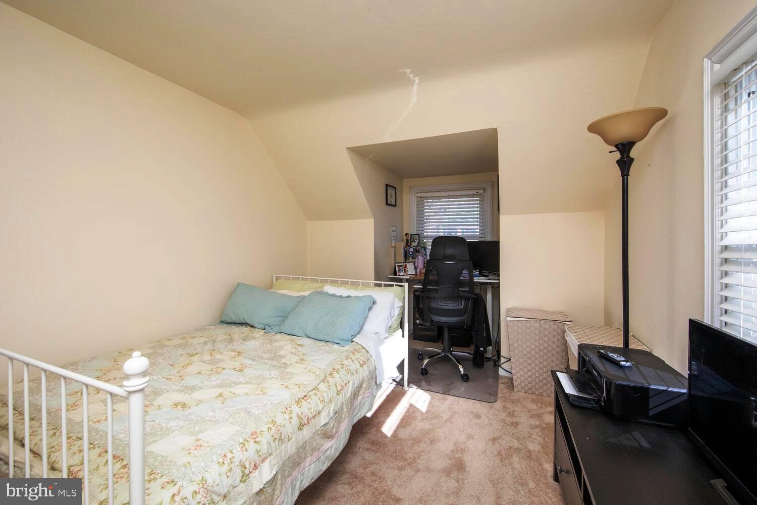 WILLOW GROVE - Residential