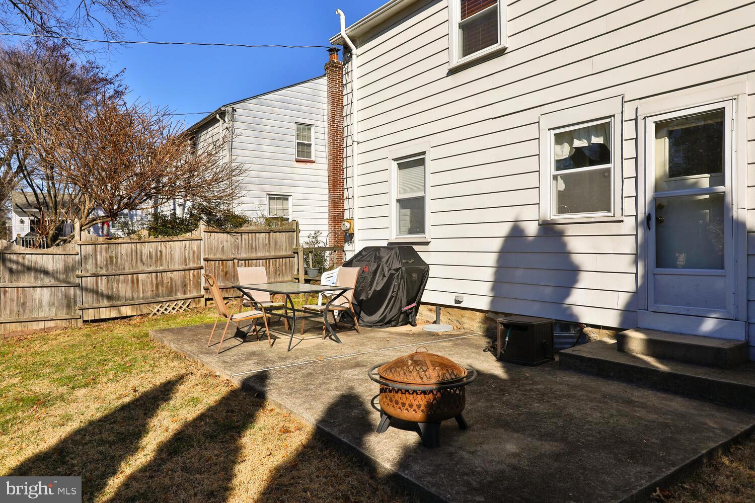 WILLOW GROVE - Residential