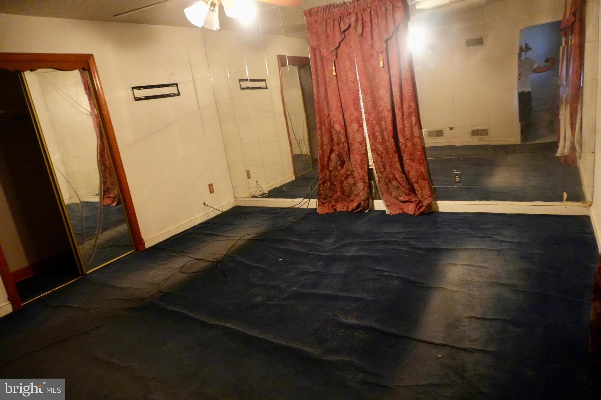 HILLCREST HEIGHTS - Residential