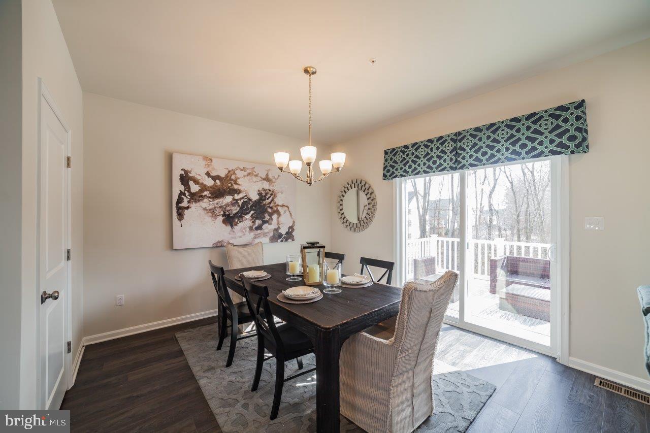 WOODMORE OVERLOOK - Residential