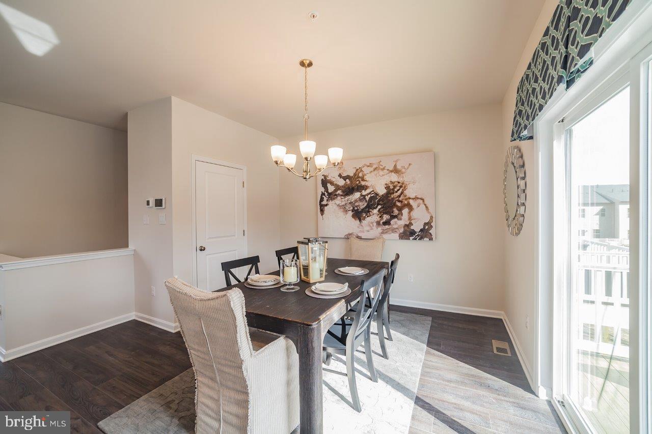 WOODMORE OVERLOOK - Residential