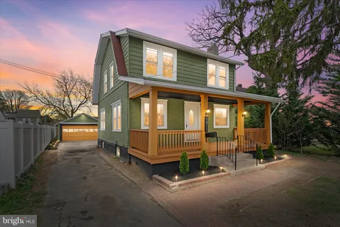1411 Morton Avenue, Folsom, PA MLS: PADE2087920