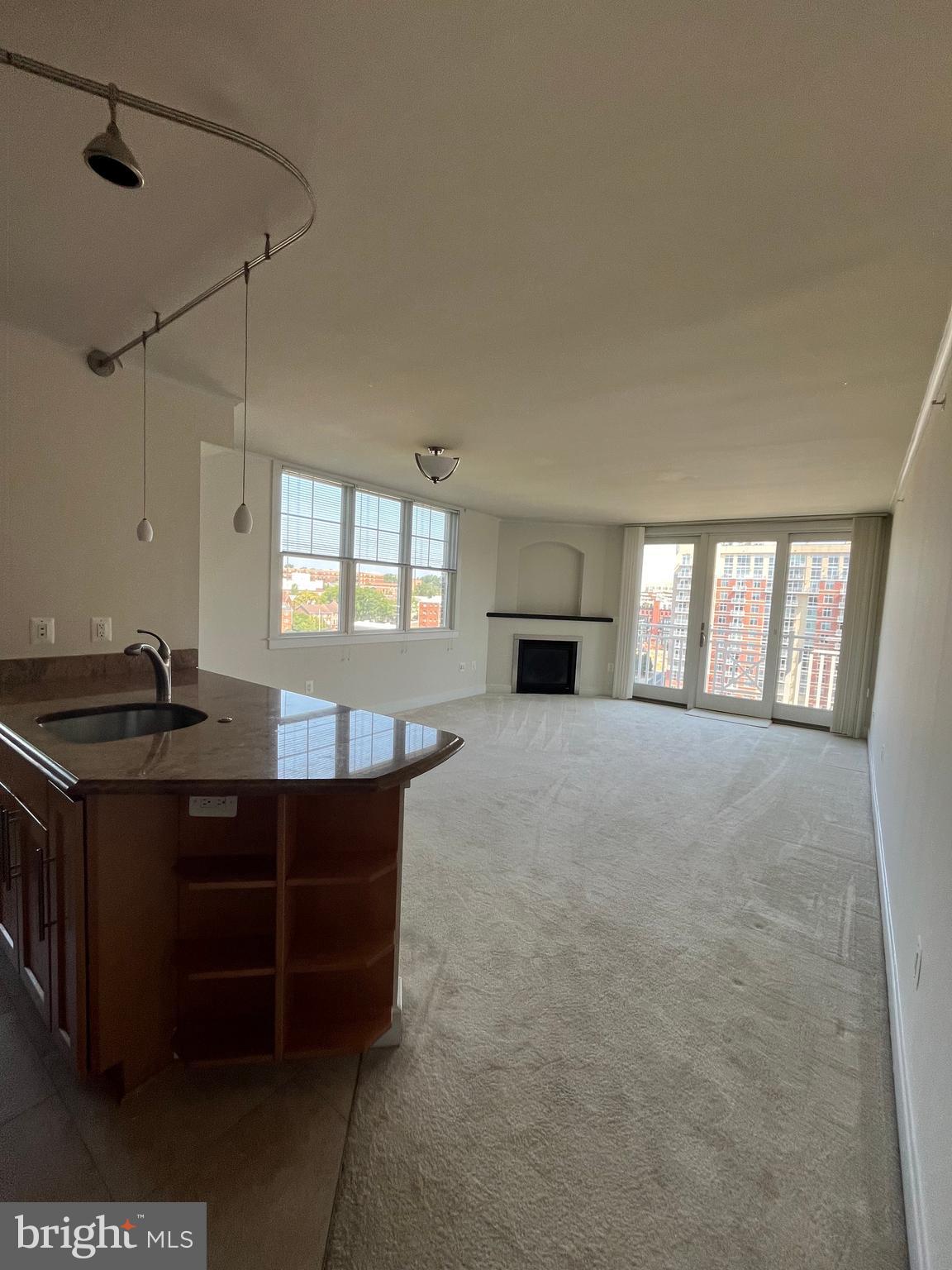 1325 N PIERCE STREET 501