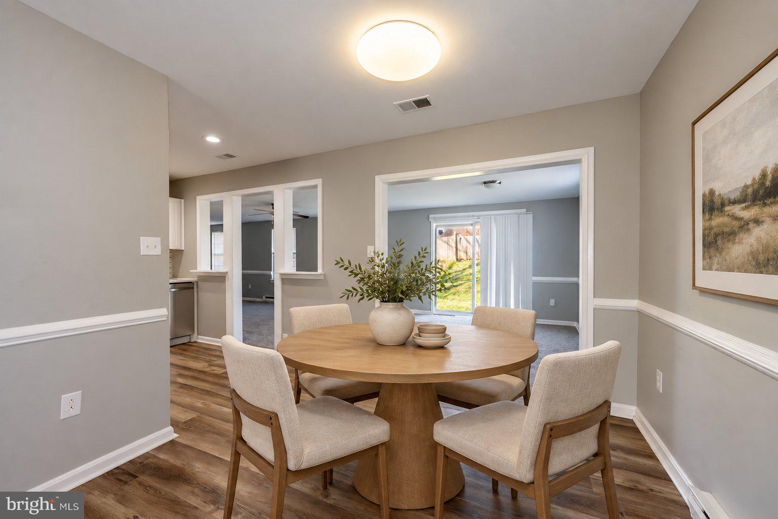 1537 HAVILLAND PLACE