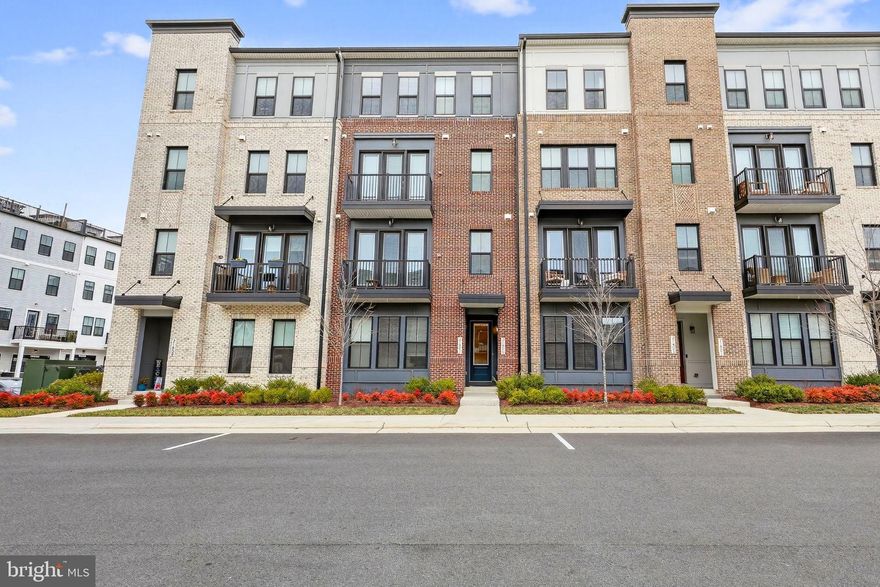 Better than new!  3 bedrooms and 2.5 baths on 4 levels. The builder only has two units left, but you can get this ready-to-move-in townhome complete with window coverings, lighting, and all appliances including washer and dryer. The home has already been “tested” by a couple (Mary Poppins and Mr. Clean, we are theorizing) who lived there for 18 months.  They left it in absolutely pristine condition.  

With 9-foot ceilings and tall windows on each of its 4 floors, you will enjoy modern living with lots of natural light, high-end finishes, and designer choices.  

The garage and spacious entry with mudroom are on the ground floor.  The second floor has a great room design for the kitchen, dining area, living area, and powder room. The primary bedroom suite is on the third floor with a luxurious dual-vanity bathroom with separate shower and soaking tub. With its full bath on the top floor, the two additional bedrooms rooms can be used as any combination of kids’ rooms, guest bedrooms, offices, or dens. 

Life in Broadlands adds even more to love with a clubhouse, fitness center, three pools, tennis courts, basketball courts, and extensive walking trails.  The shopping center with a Harris Teeter supermarket includes a multitude of shops, restaurants, banks, and gas stations. There is quick access to major commuter routes. Make this your home and you will also be about a mile from the Silver Line Metro, making travel across the region worry-free and traffic-free! 

Homes in this location and condition don't last long. Schedule your tour and see how this one lives in person.