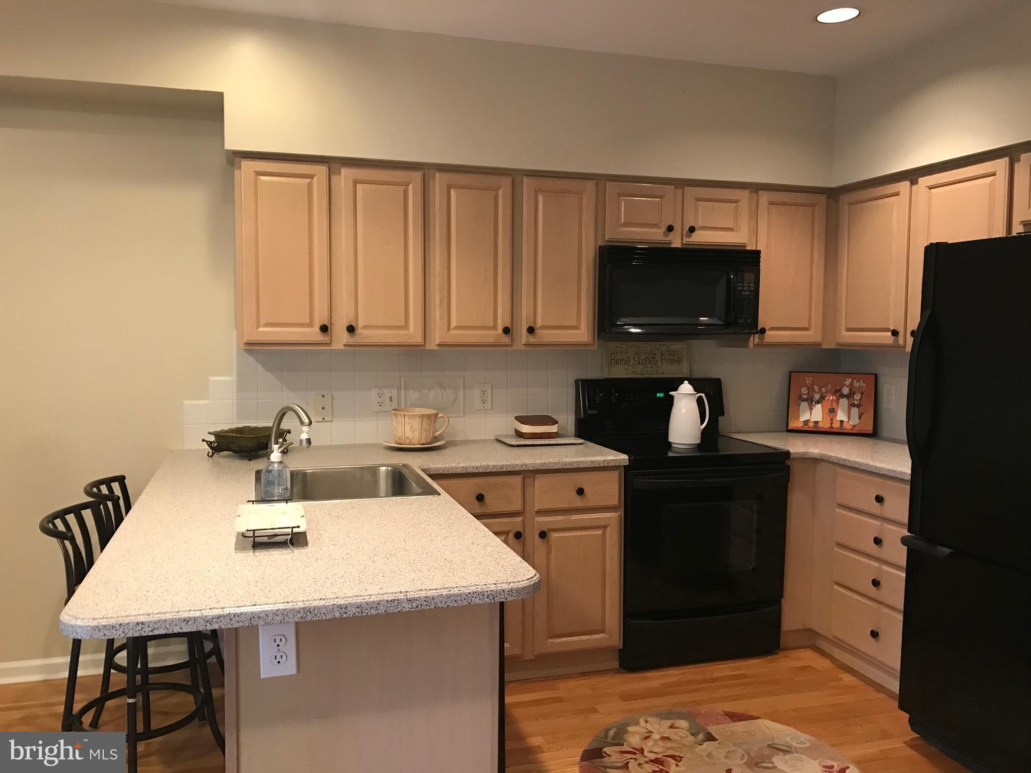 OYSTER COVE - Residential Lease