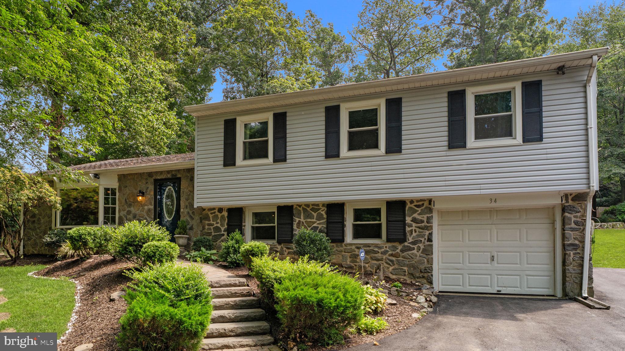 <br><br>Welcome home ! This home beautifully blends modern features with classic charm. This large SINGLE (close to 2,000+sf), 4 bed, 2.5 bath Split Level (minimal steps) features many upgrades making it perfect for those looking for a Move in Ready home in an inviting neighborhood!
<br><br>Located in the highly regarded Rose Tree Media school district with close proximity to all of the shops and restaurants that downtown Media has to offer!
<br><br>Parking is never an issue with a newly paved driveway (room for 3-4 vehicles) and 1-car attached GARAGE.
<br><br>Enter through into the main living room with newer oak floors and large bay window (plenty of natural light!). Newer hardwood flooring throughout the home adds timeless appeal.
<br><br>The remodeled kitchen is a chef's dream featuring granite countertops, tile backsplash, LED lighting and wood grain porcelain tile floor. Newer stainless steel appliances included (Frigidaire dishwasher, Whirlpool refrigerator, and GE five-burner range). The dining area features custom-built maple cabinets.
<br><br>The upper level offers 4 bedrooms and 2 full bathrooms including a primary bedroom with en suite bathroom.
The primary bedroom has a fully tiled ensuite bath that includes a walk-in shower and granite top vanity. Walk out of the main bedroom through the French Doors to the peaceful expansive sunroom which leads to the rear deck. The expansive updated SUNROOM is the perfect place for a potential home office / bonus entertainment area.
<br><br>The lower level includes a family room with a gas fireplace and an updated half bath. There is also a LAUNDRY room (washer & dryer included) leading to the attached extended one car garage (electric garage opener).
<br><br>Travel outside to an expansive back patio and deck area that overlooks vibrant landscaping and is the perfect place for your morning coffee! Beyond the deck there is a fenced area with a fenced in basketball court (also potential play area for kids). There is also a storage shed in the back of the yard as well for all of your storage needs.
<br><br>Recent Upgrades include the following: newer water heater (2024), ADT security system and LeafFilter gutter guards.
<br><br>LOCATION ! LOCATION ! LOCATION !
This home is perfectly positioned for commuters and travelers alike—less than 20 minutes from Philadelphia International Airport, with easy access to Route 1, 95, 476, Route 252, and the Media Bypass. The SEPTA Regional Rail (Media/Wawa Line) is just two miles away, providing convenient access to Center City Philadelphia. You’ll also enjoy close proximity to Linvilla Orchards , local parks, shops, restaurants, Riddle Hospital, and everything downtown Media has to offer.
<br><br>If you’ve been searching for a move-in ready home with thoughtful upgrades and an unbeatable location, look no further.
<br><br>SCHEDULE YOUR SHOWING TODAY to make this move in ready home your own!