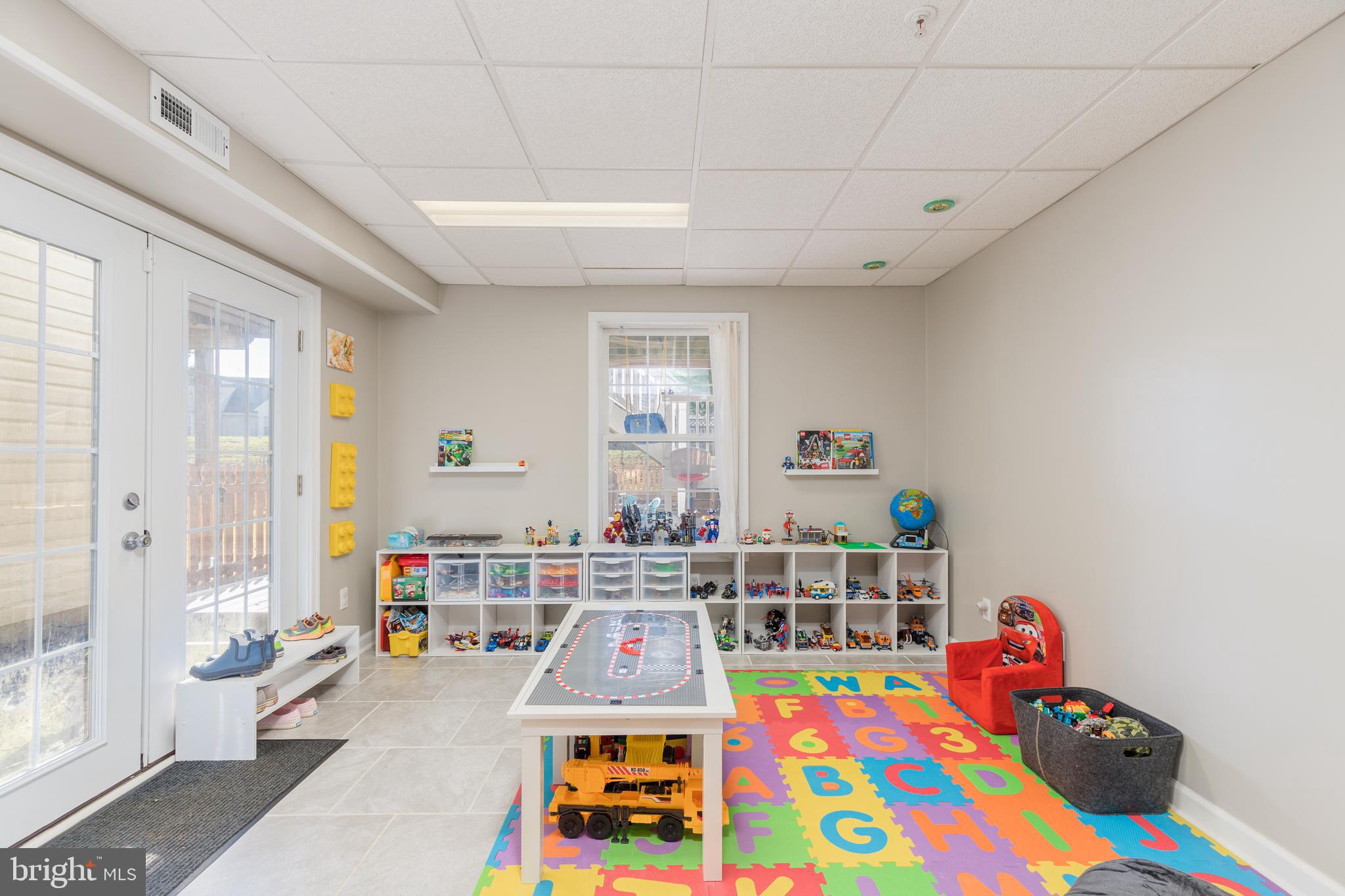 WINTERS RUN MANOR - Residential