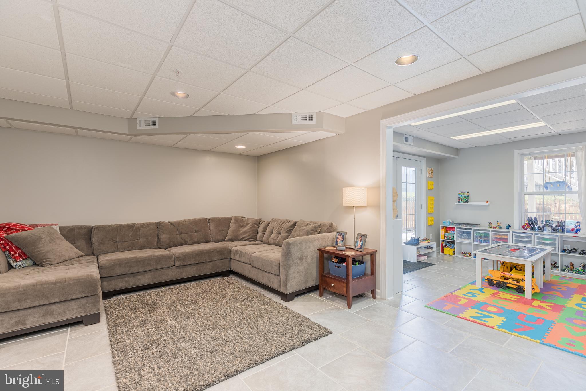 WINTERS RUN MANOR - Residential