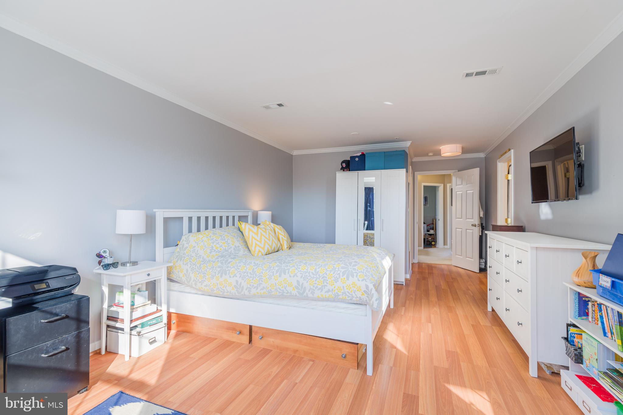 WINTERS RUN MANOR - Residential