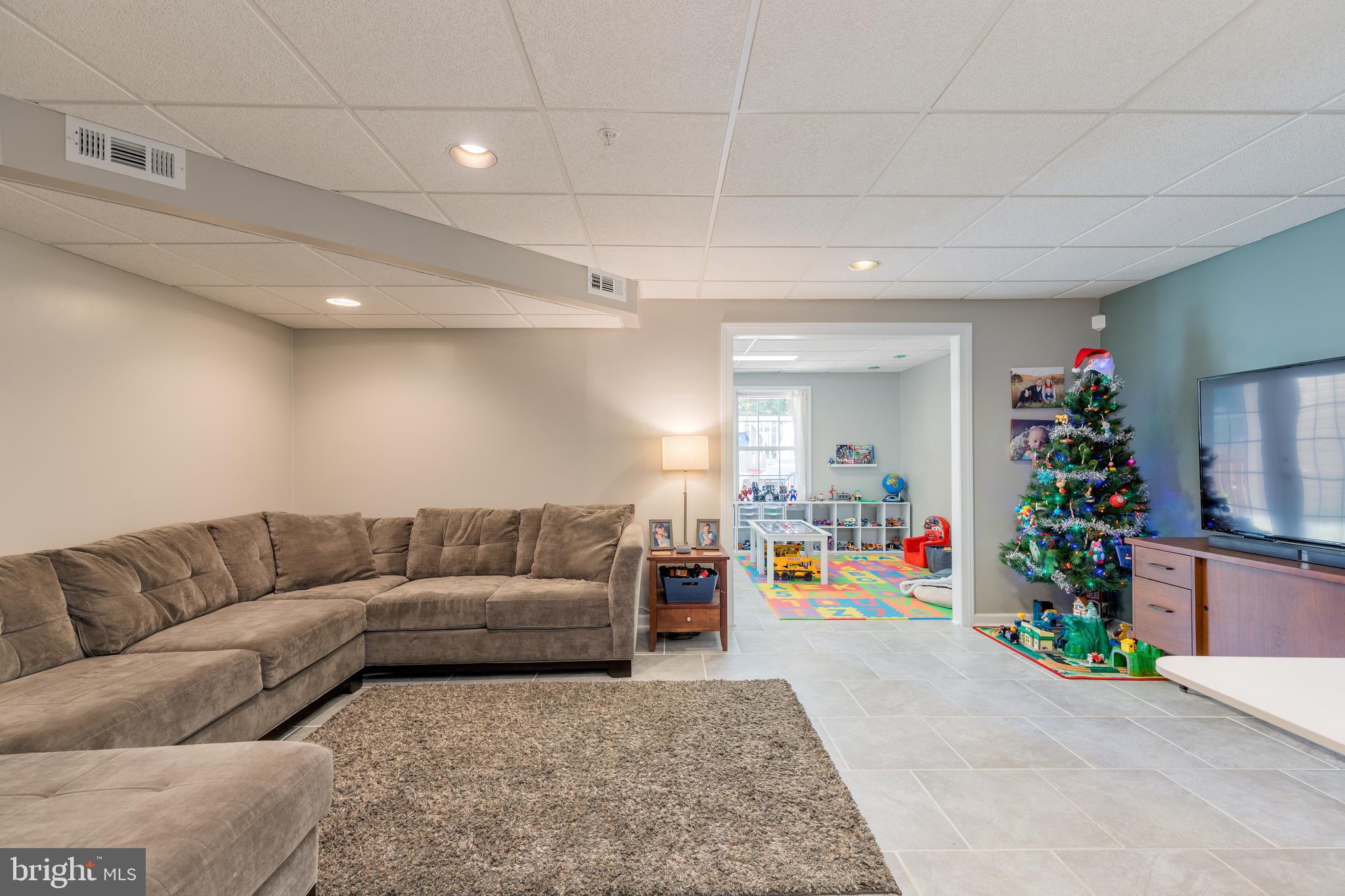 WINTERS RUN MANOR - Residential