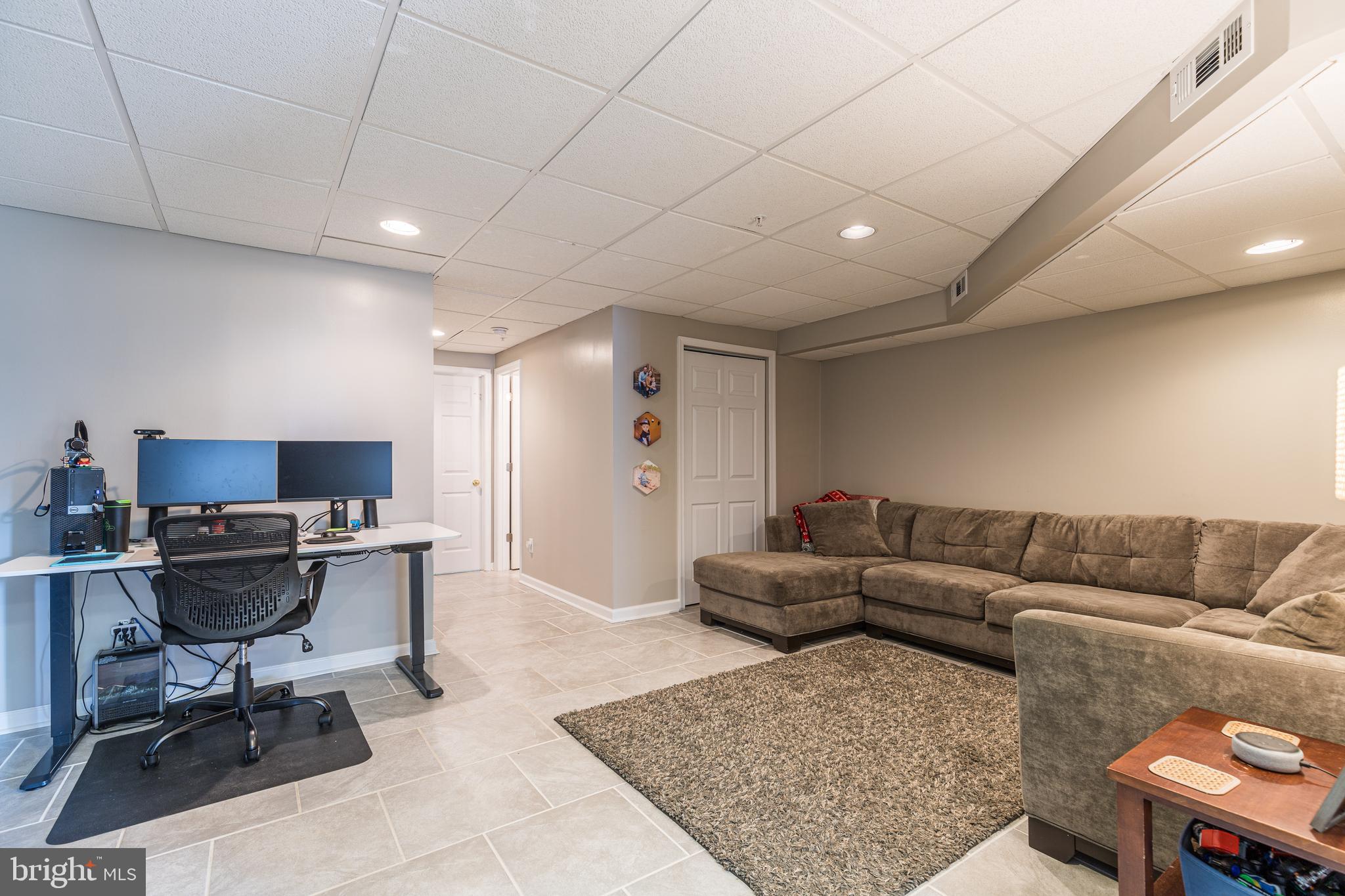 WINTERS RUN MANOR - Residential