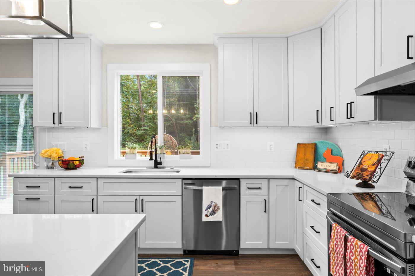 LAKE OF THE WOODS - Residential