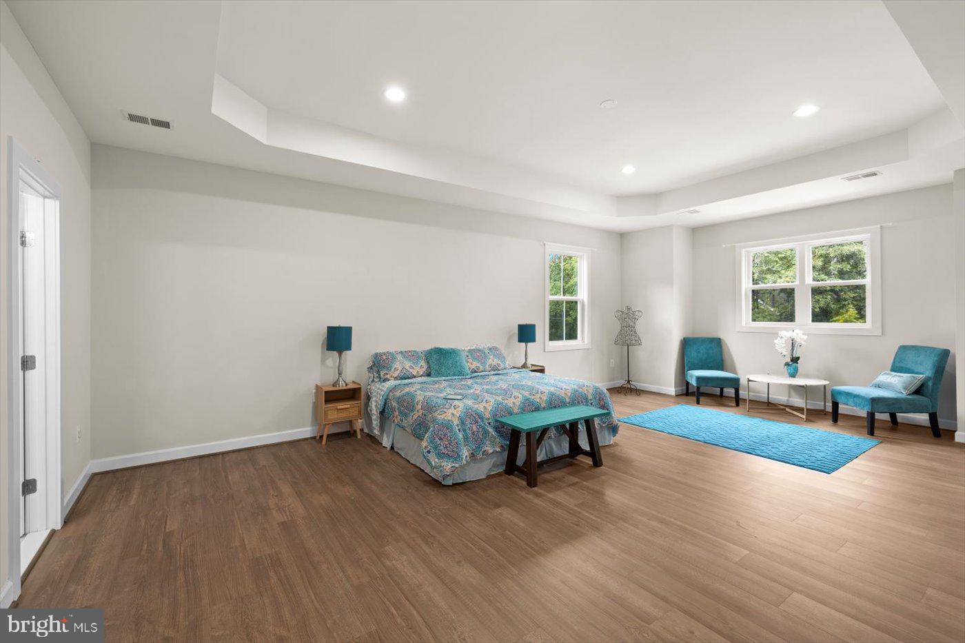 LAKE OF THE WOODS - Residential