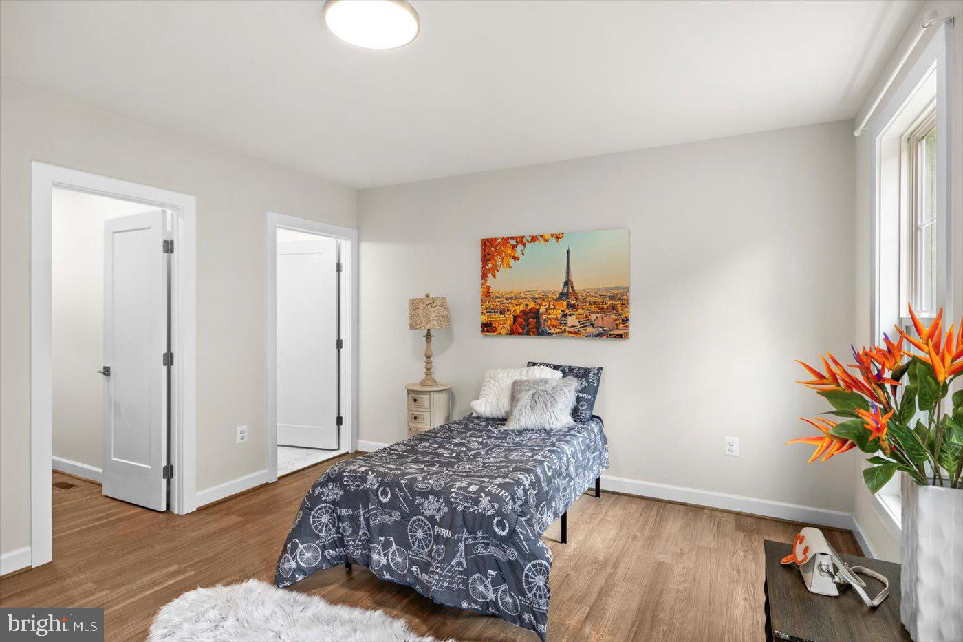 LAKE OF THE WOODS - Residential