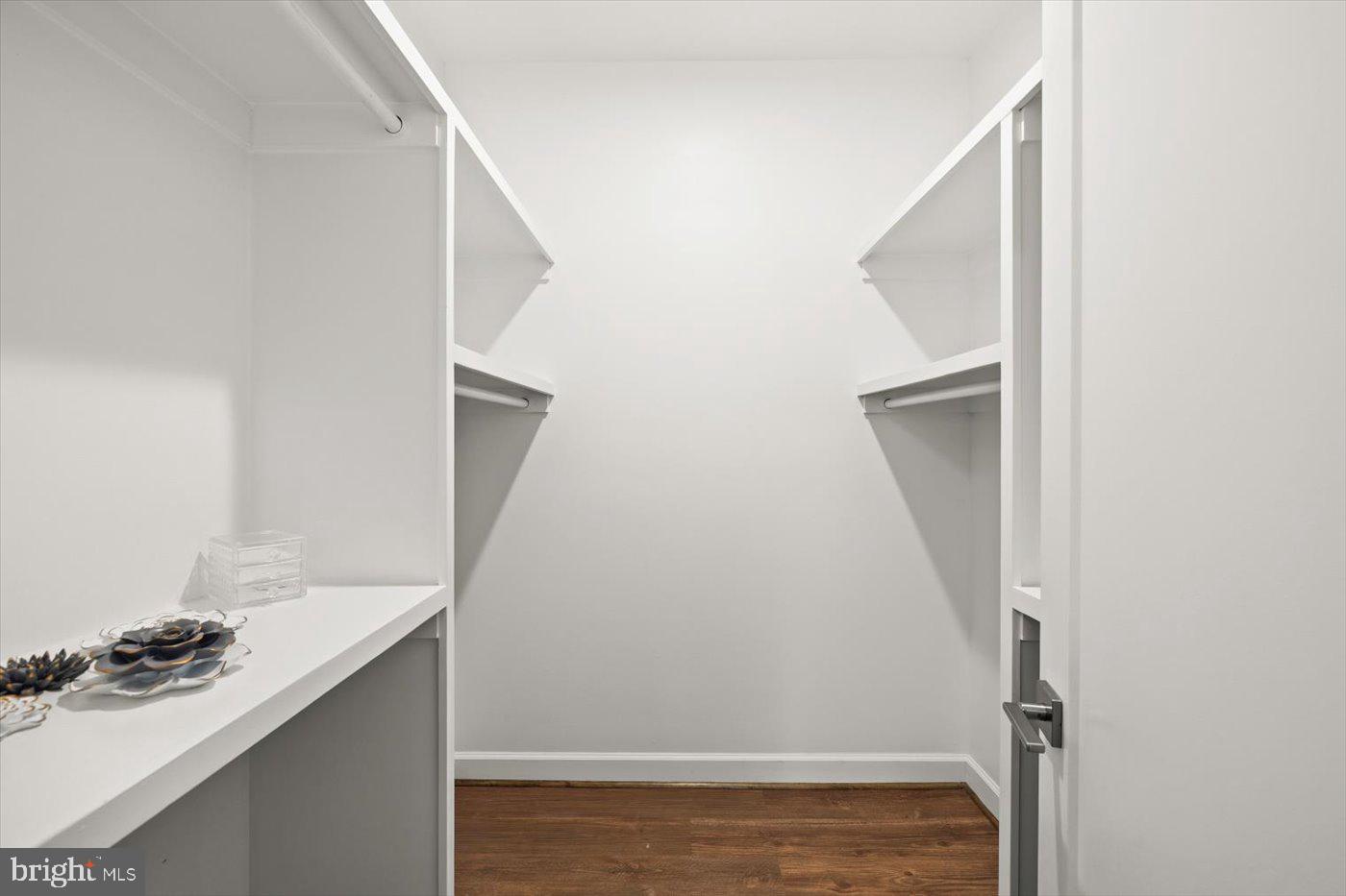 LAKE OF THE WOODS - Residential