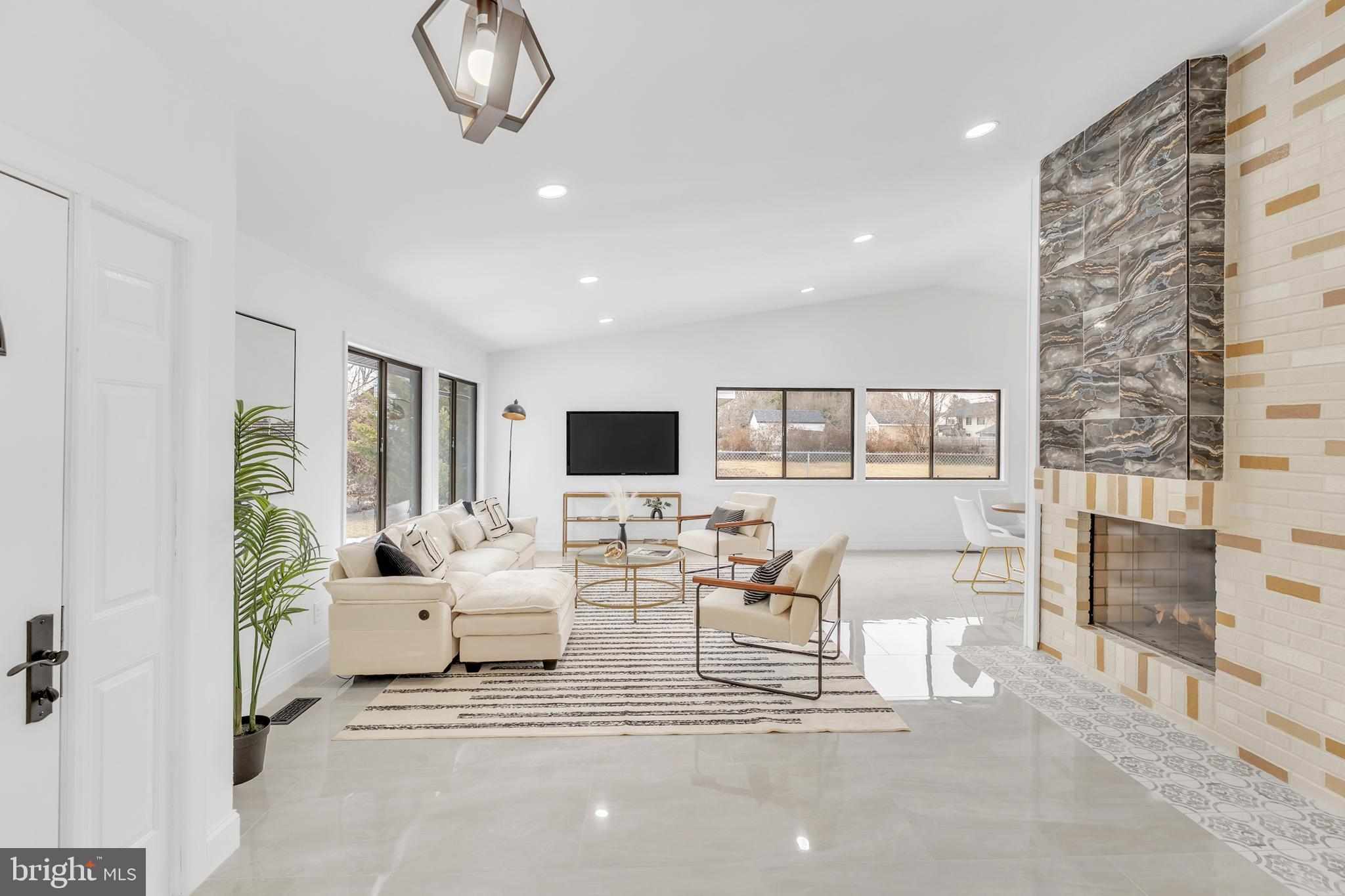 552 FOUR MILE BRANCH ROAD