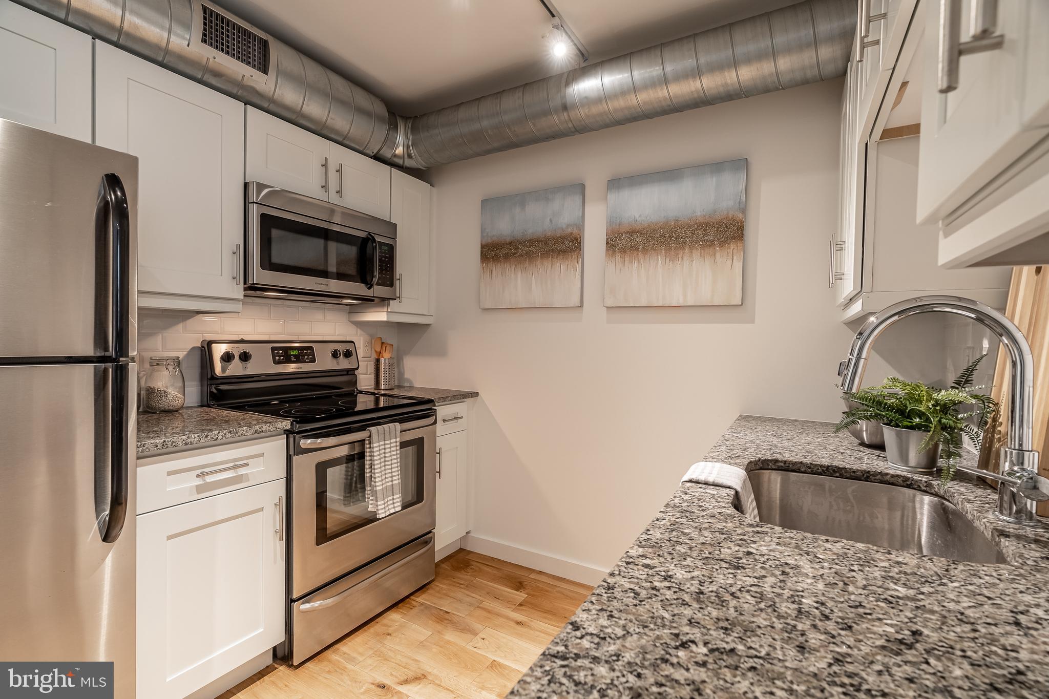OLD CITY - Residential Lease