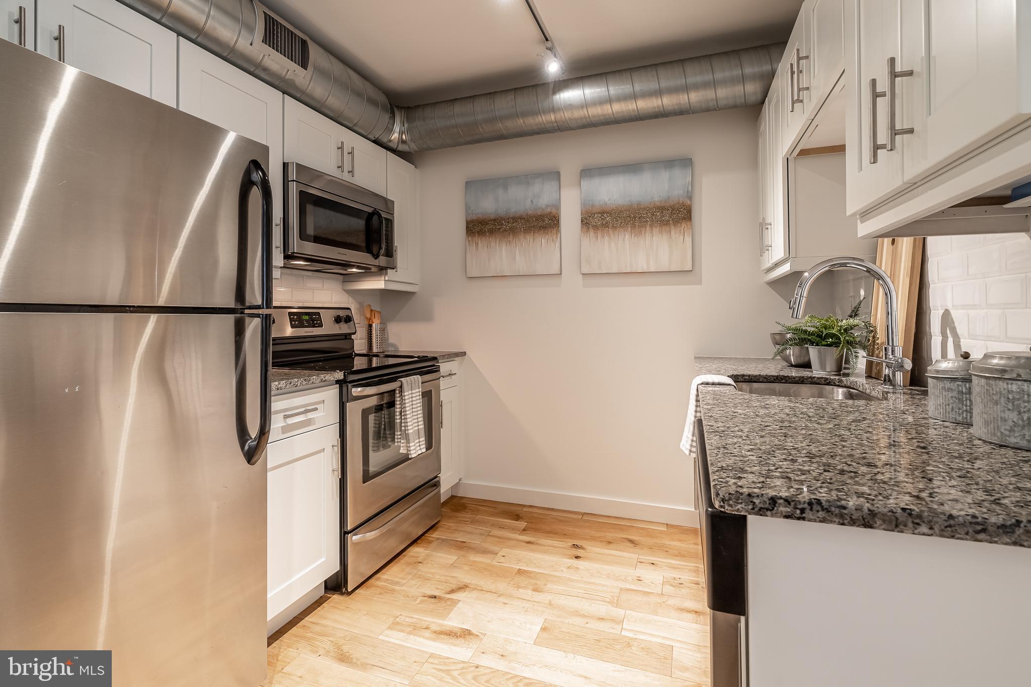 OLD CITY - Residential Lease