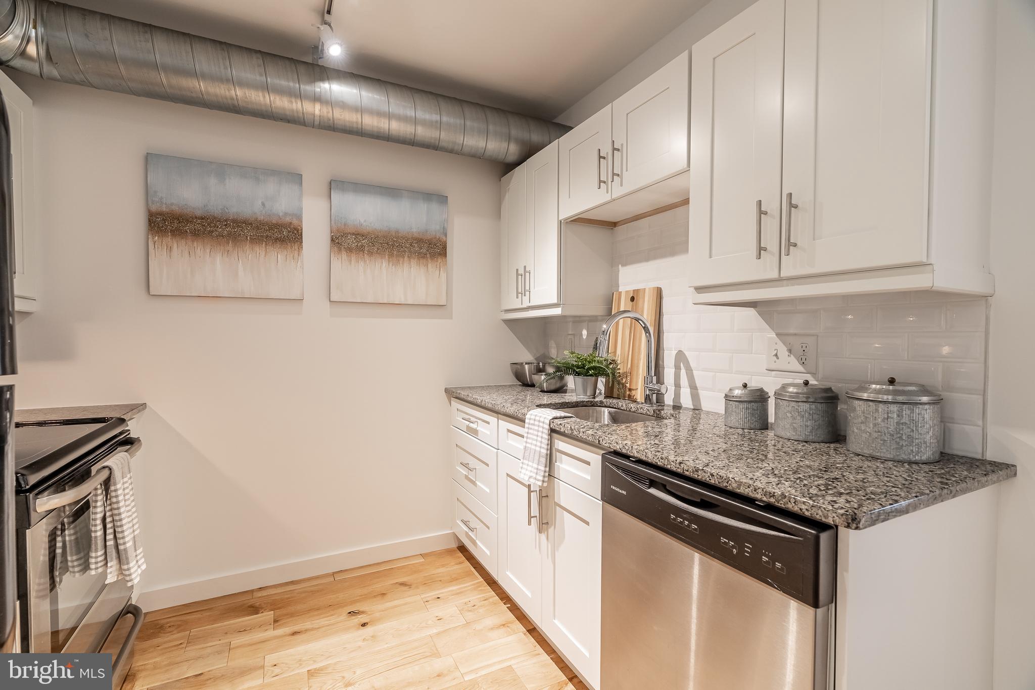 OLD CITY - Residential Lease