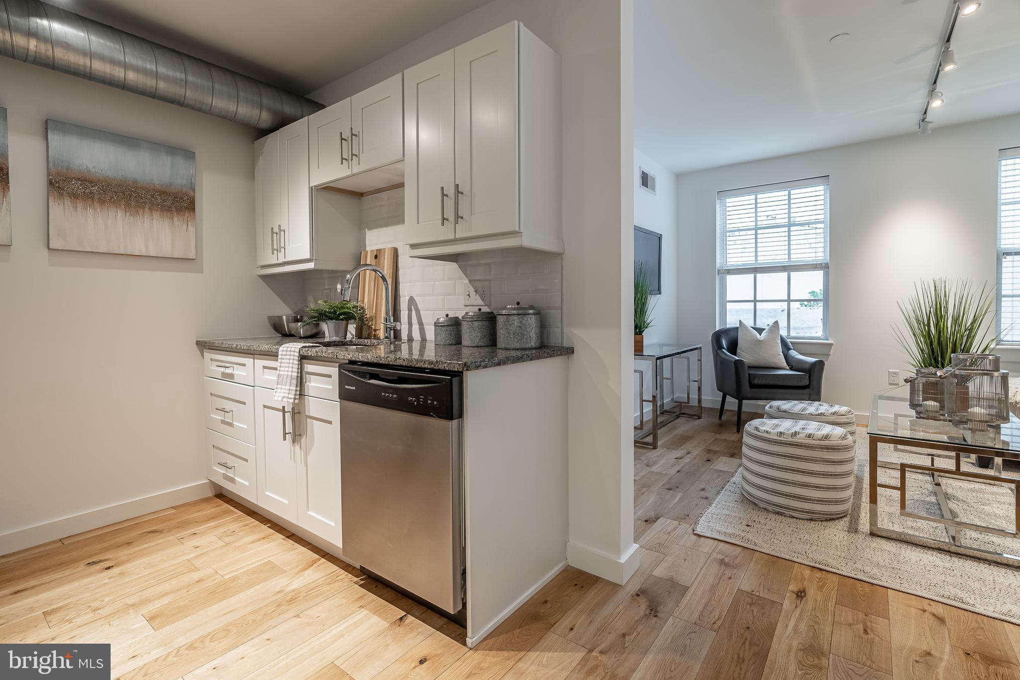 OLD CITY - Residential Lease