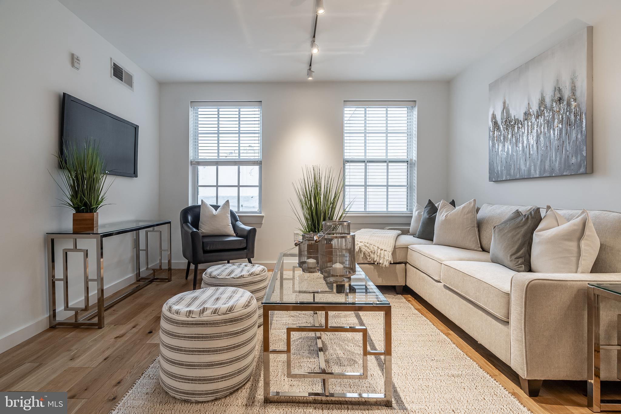 OLD CITY - Residential Lease