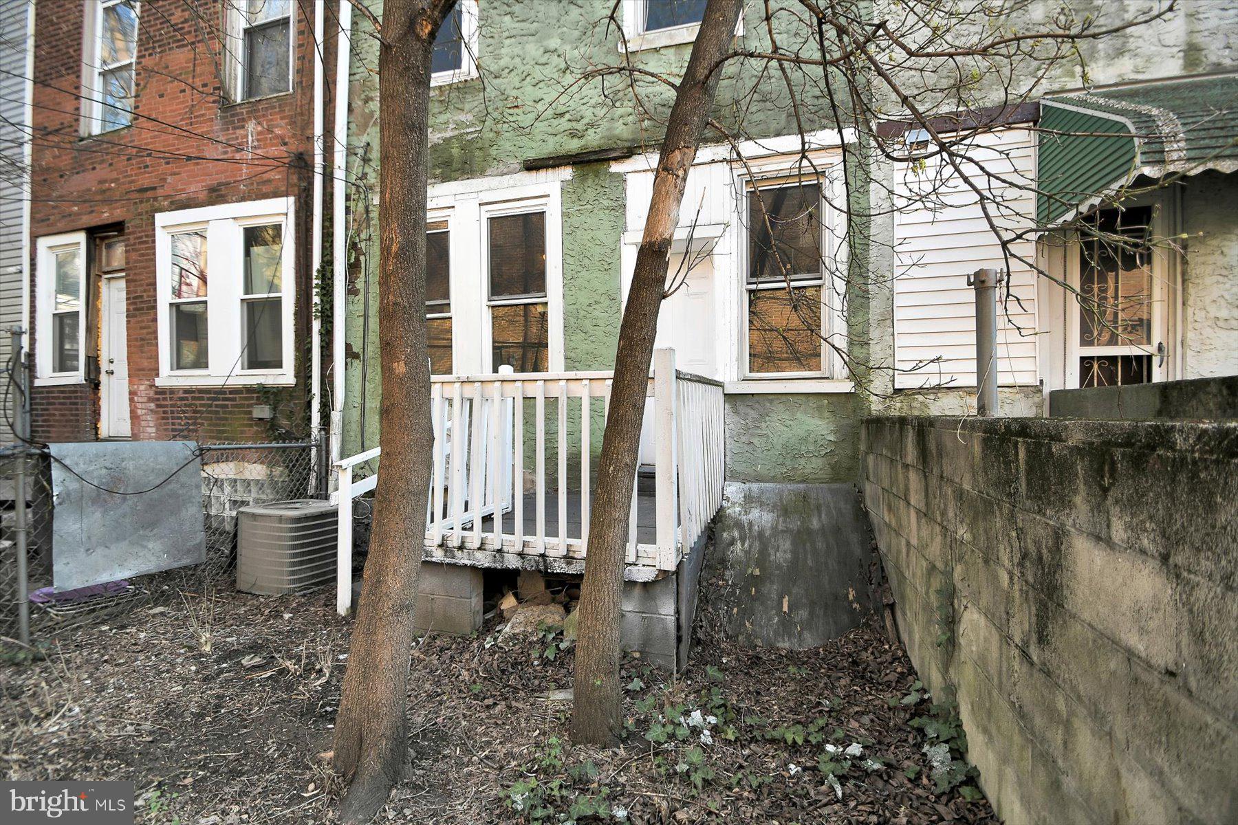 COBBS CREEK - Residential
