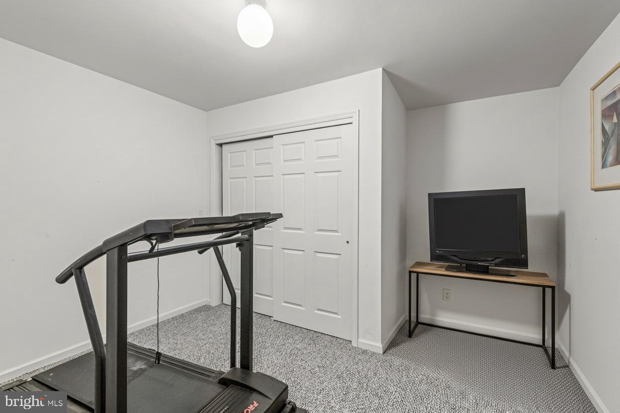 VILLAS AT FIVE PONDS - Residential