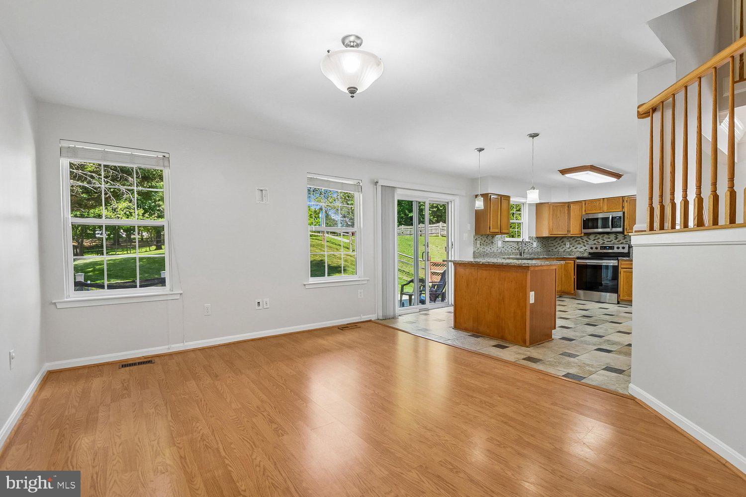 628 AUTUMN SKY COURT