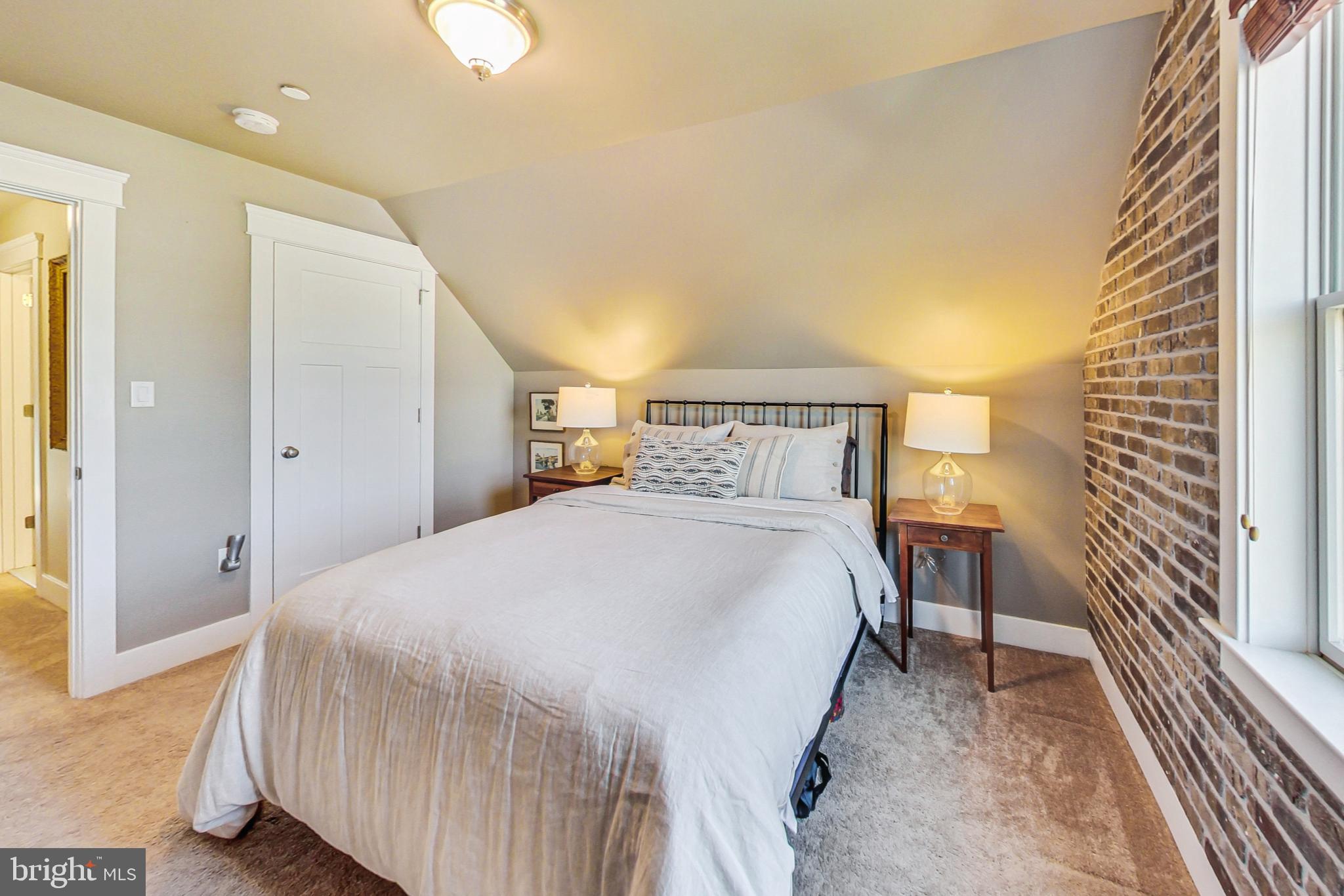 DOWNTOWN FREDERICK - Residential