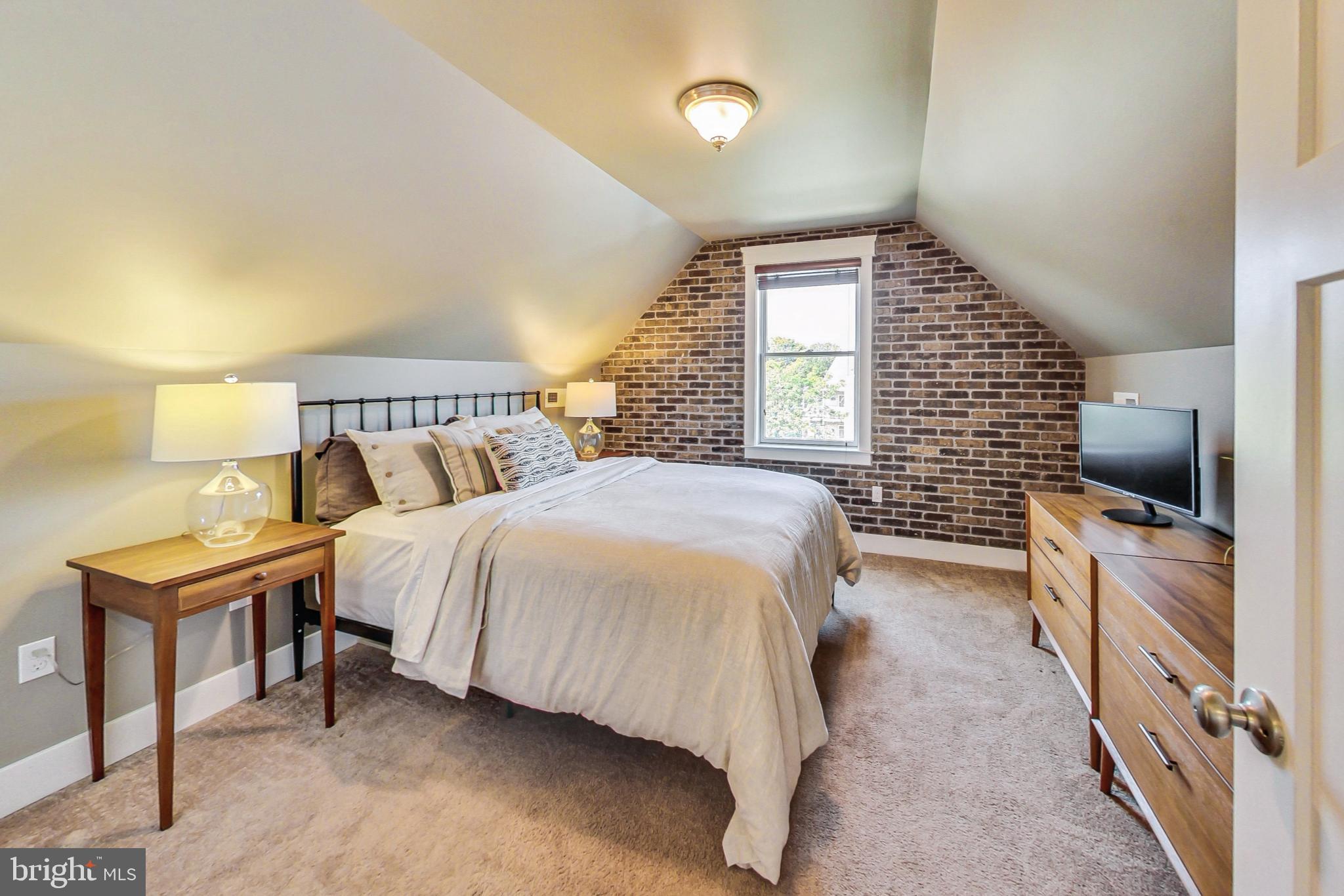 DOWNTOWN FREDERICK - Residential