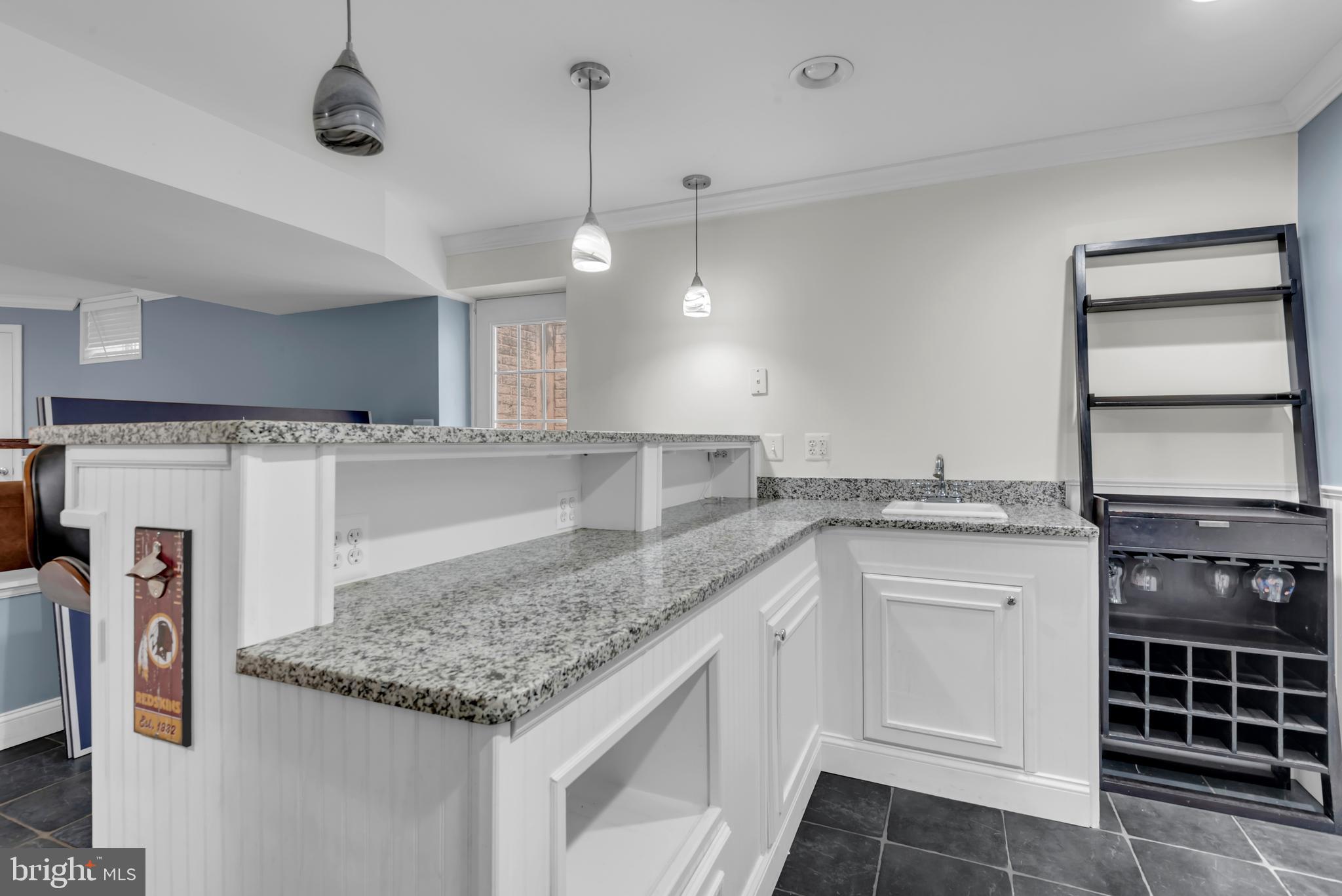 FARMINGTON VILLAGE - Residential