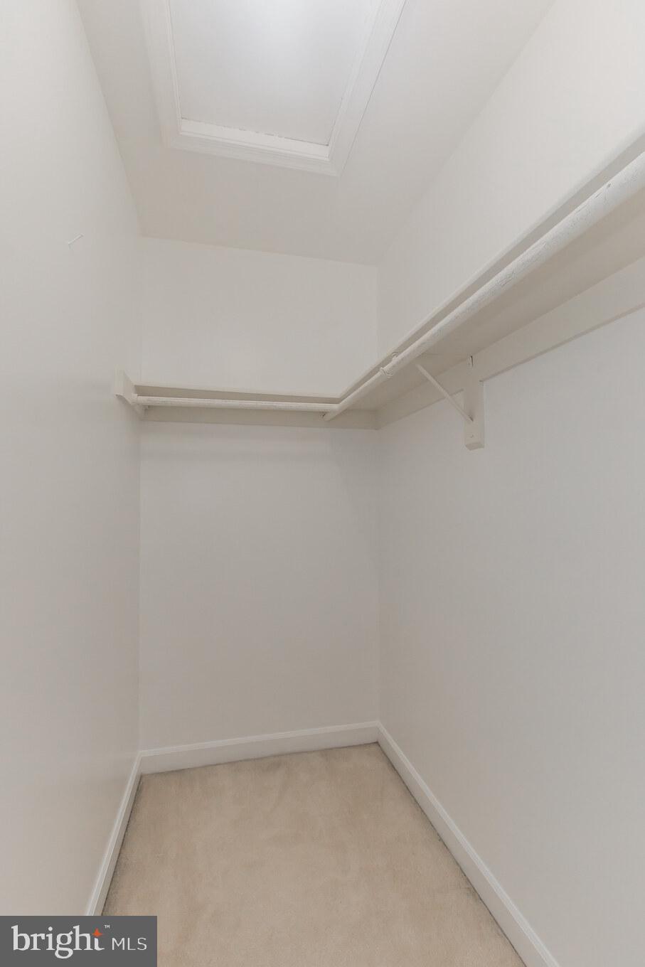 TOWNES OF WAKEFIELD - Residential Lease