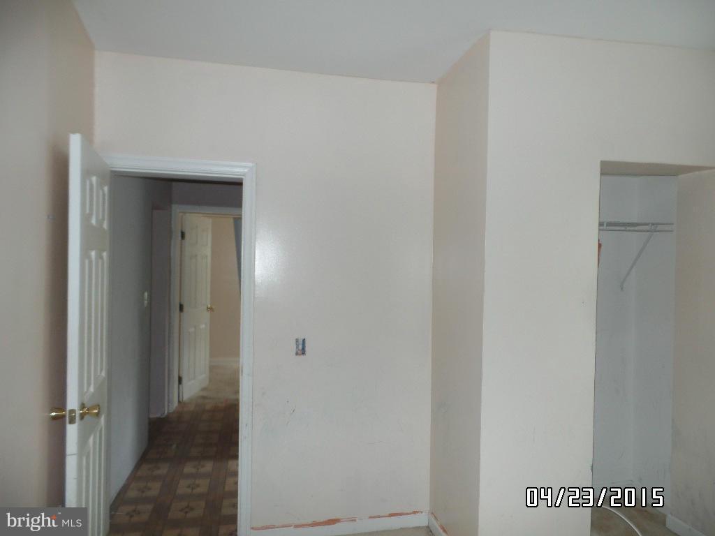 LARCHMONT - Residential