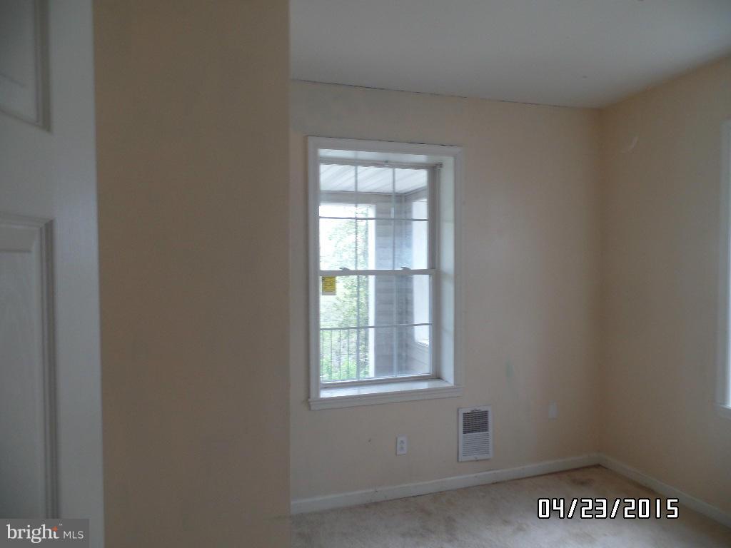 LARCHMONT - Residential