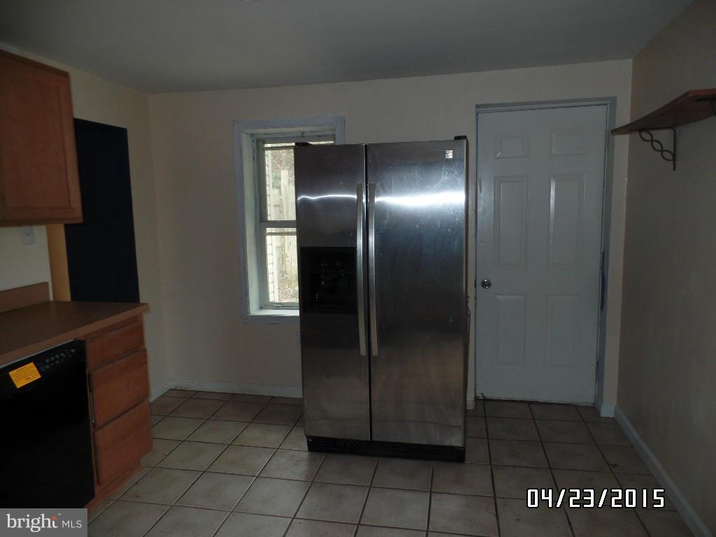 LARCHMONT - Residential