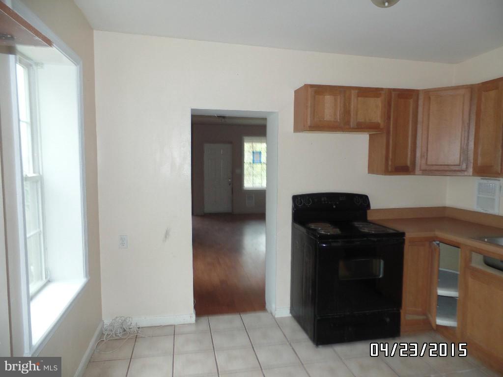 LARCHMONT - Residential